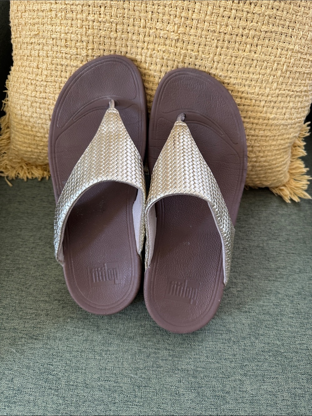 FitFlop Women’s Silver Woven Strap Sandals with Brown Footbed